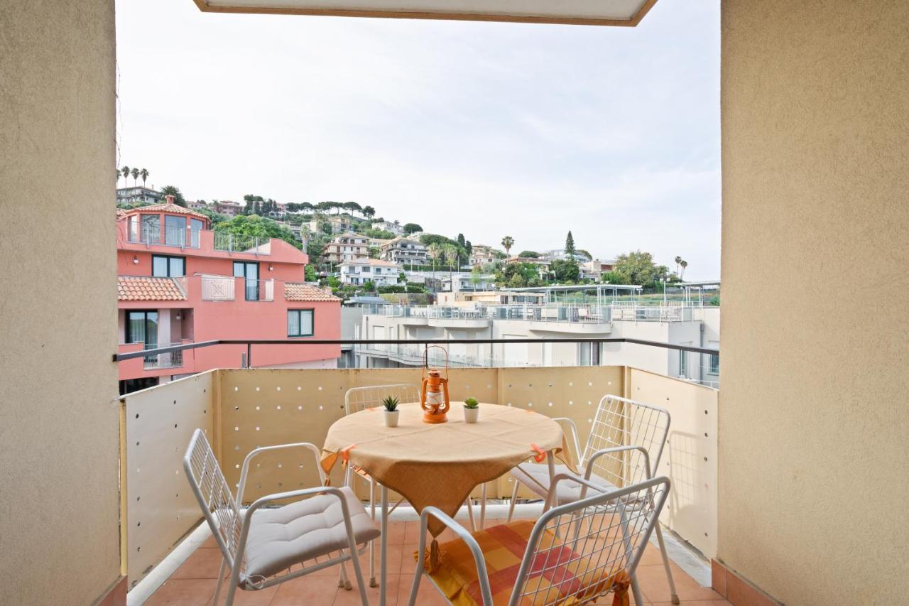 Aci Castello Seaview Apartment With Parking Exterior foto